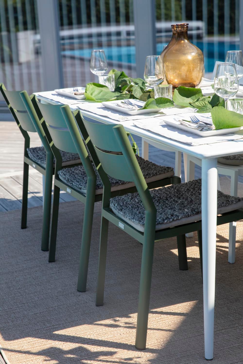 Delia dining chair Moss green