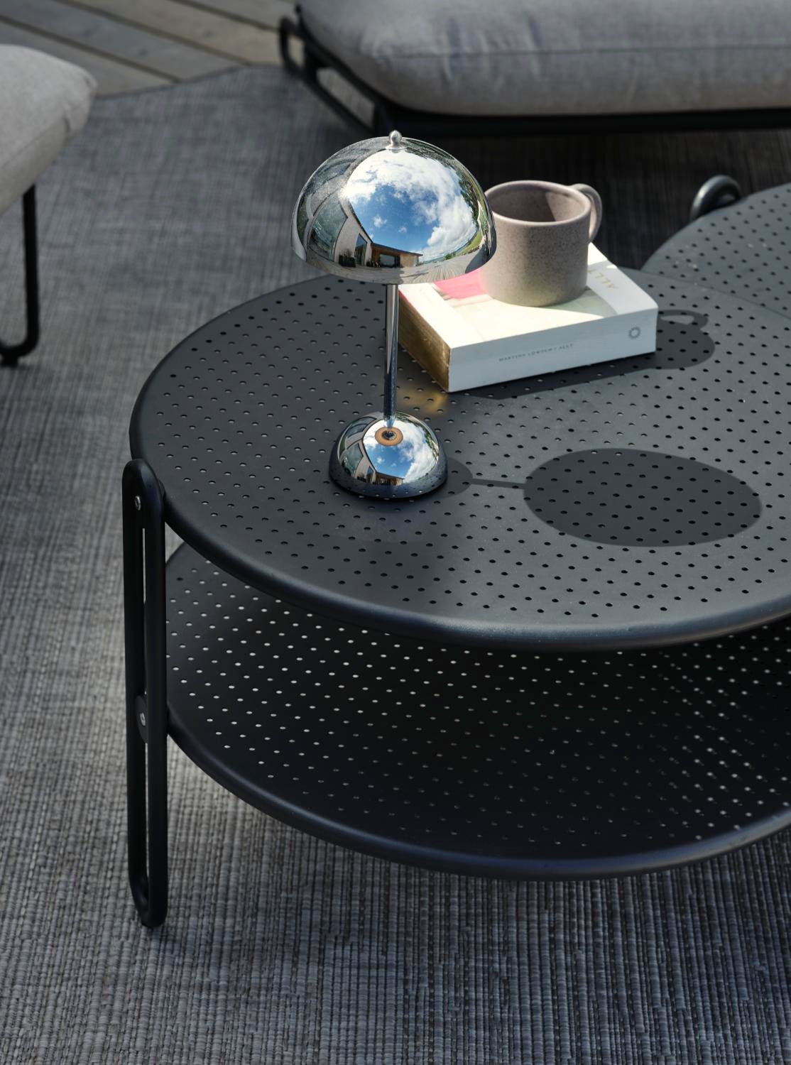 Blixt coffee table Black