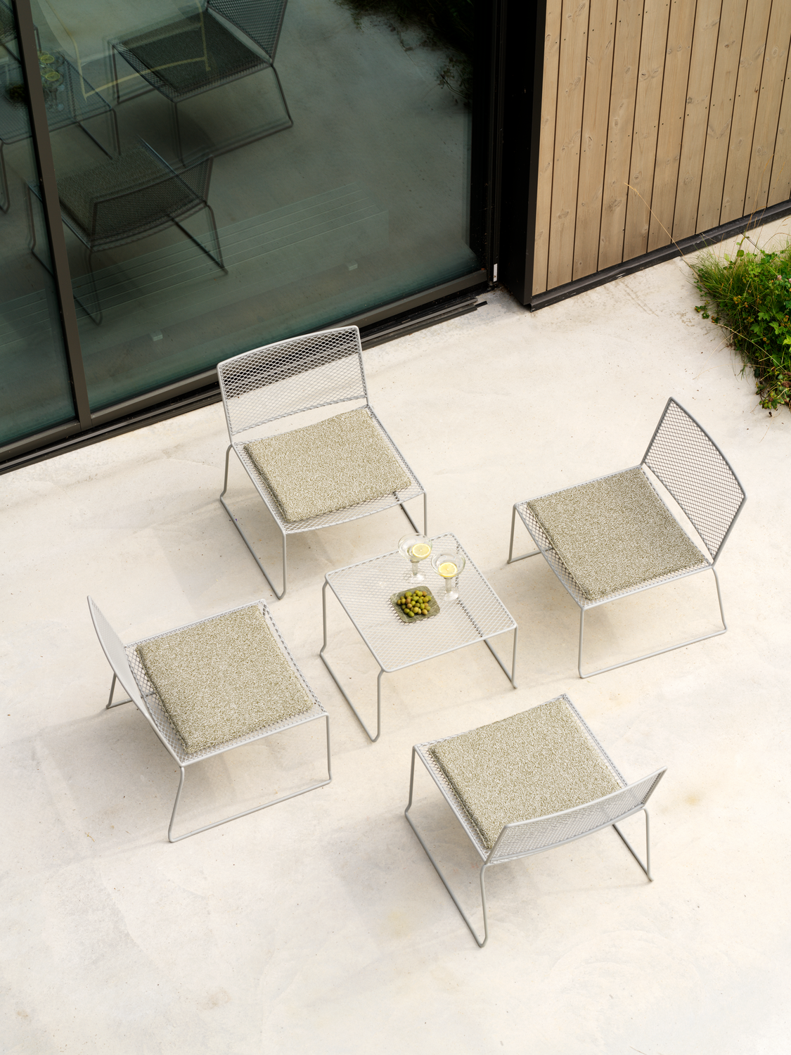 Haru lounge chair Slate Grey