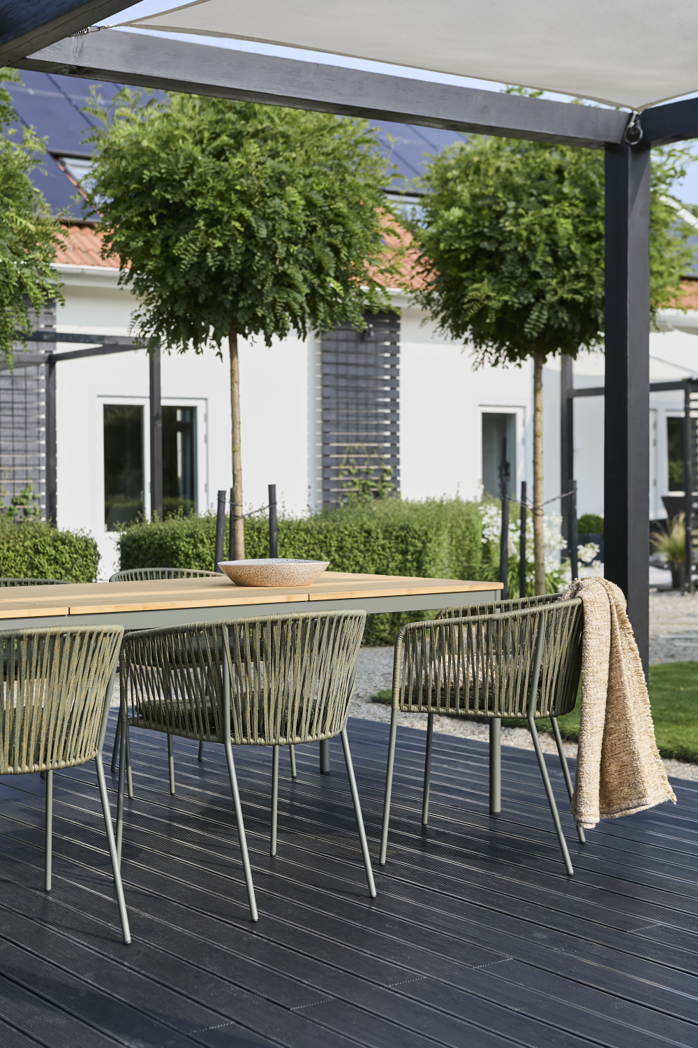 Nox dining table Nordic Green/Bamboo