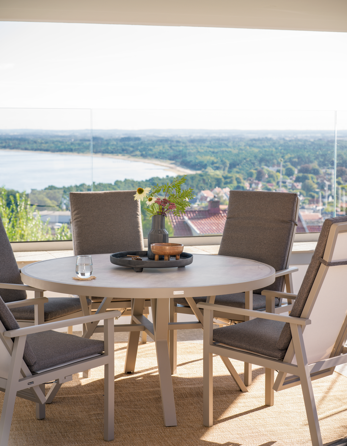 Samvaro position chair Khaki/Soft Dawn