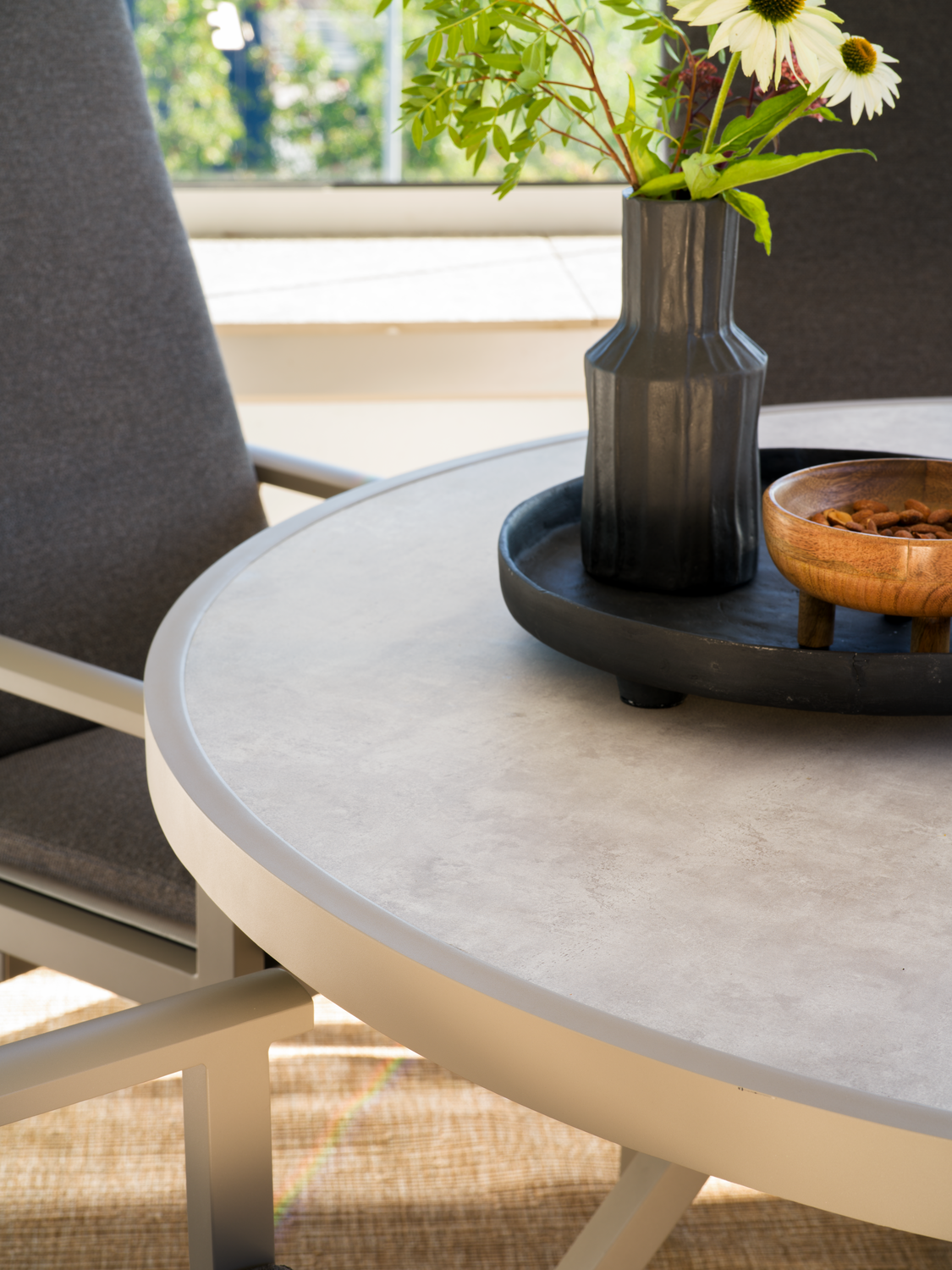 Samvaro position chair Khaki/Soft Dawn