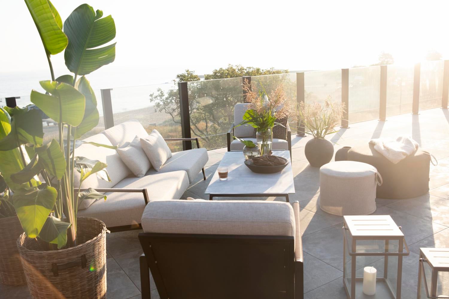 Lyra 2,5-seater sofa Black/Sand