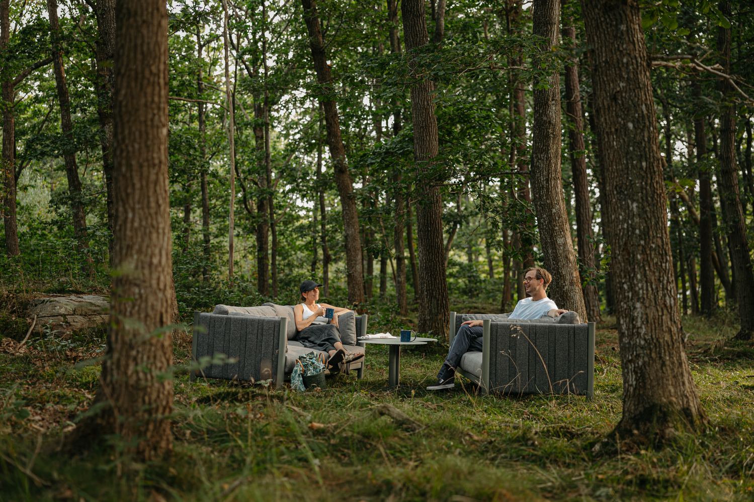 Brad 2,5-seater sofa Nordic Green/Charcoal Grey