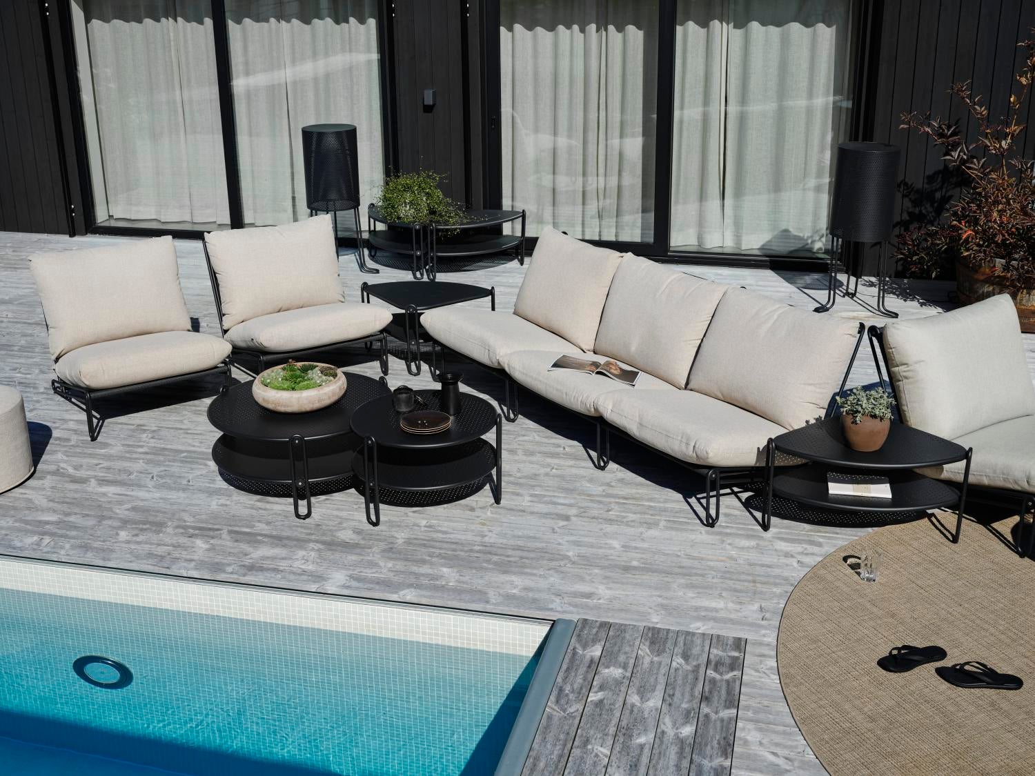 Blixt coffee table Black