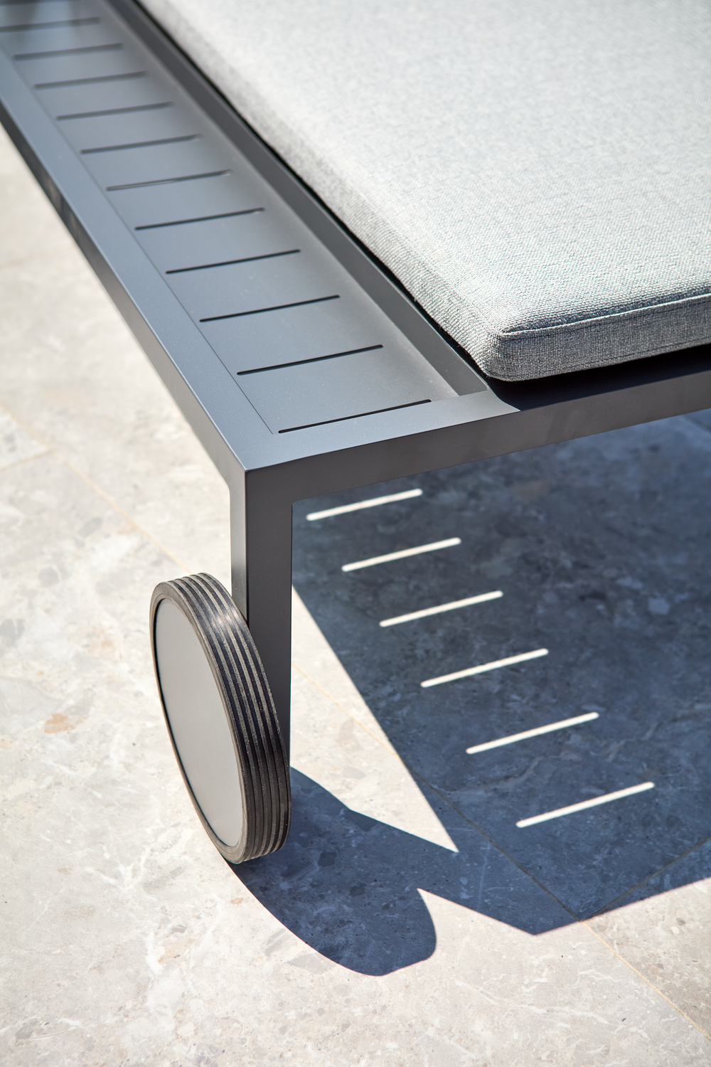 Samvaro lounger Anthracite/Pearl Grey