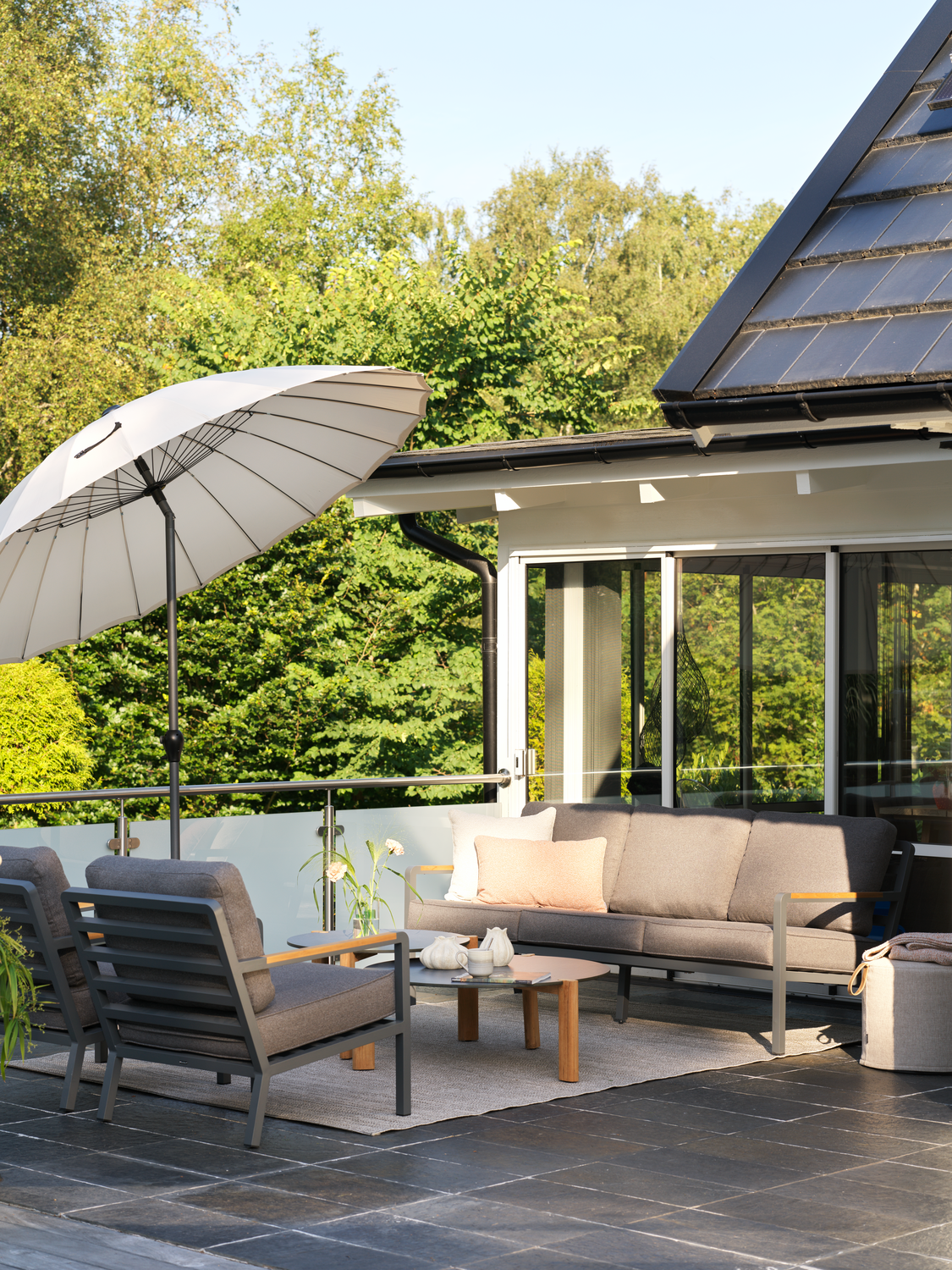 Nova set Anthracite/Soft Dawn