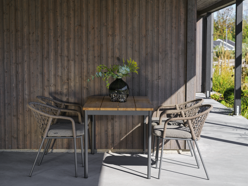 Brady chair with arm Mud Brown/Anthracite