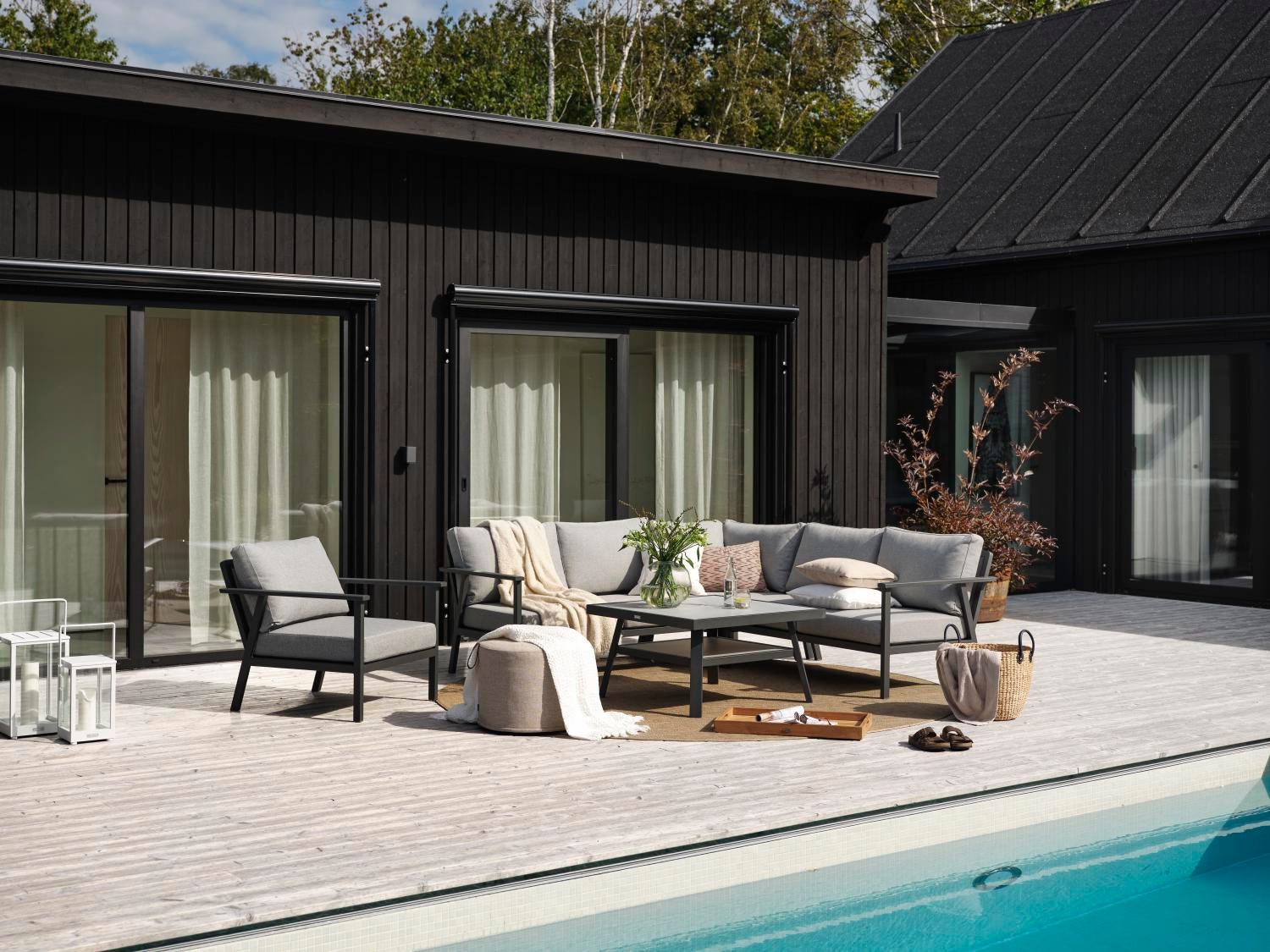 Samvaro Low armchair Anthracite/Pearl grey