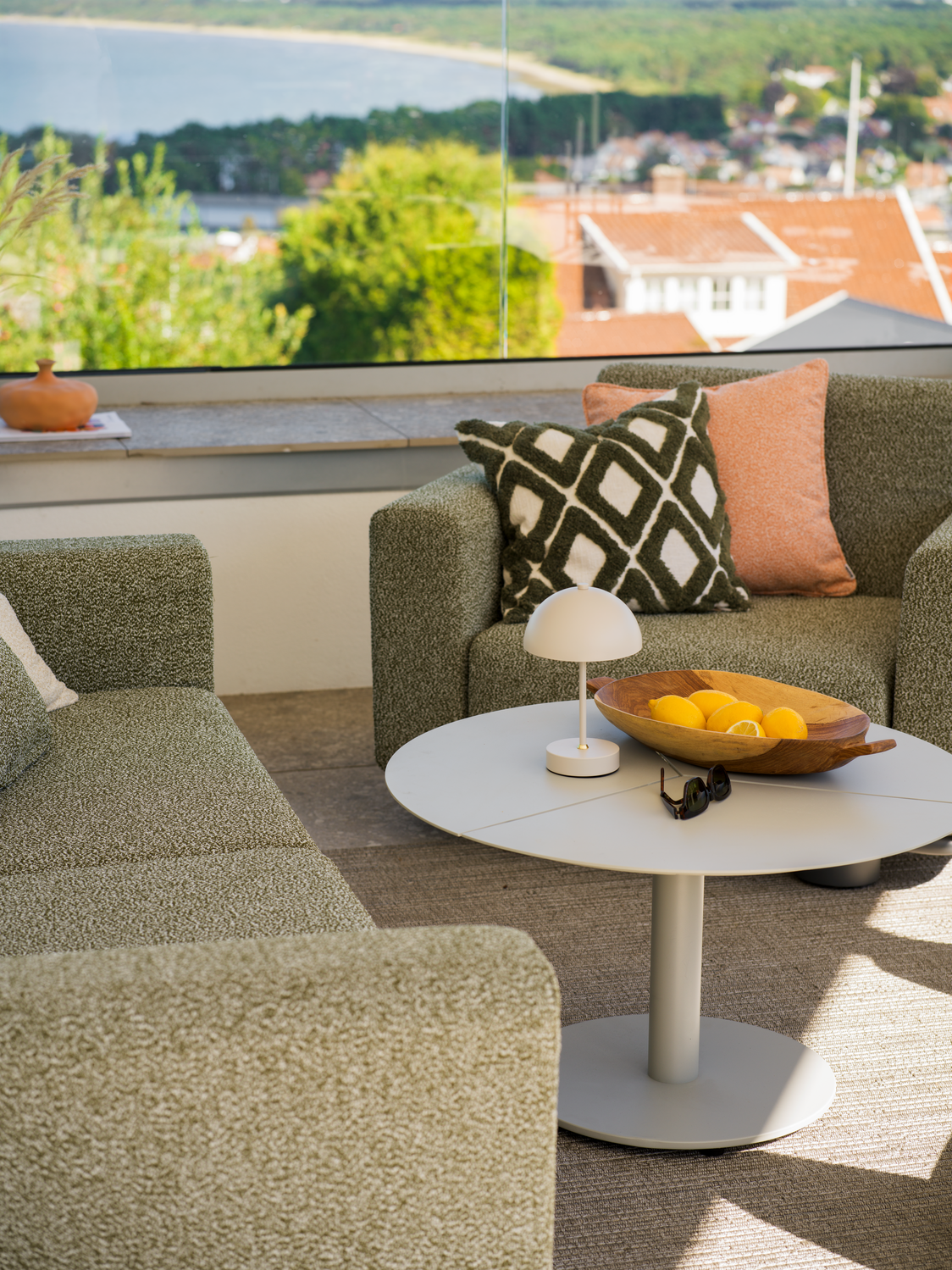 Peace coffee table Light Grey