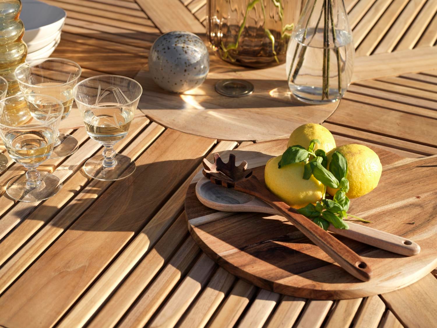 Circus dining table Natural color