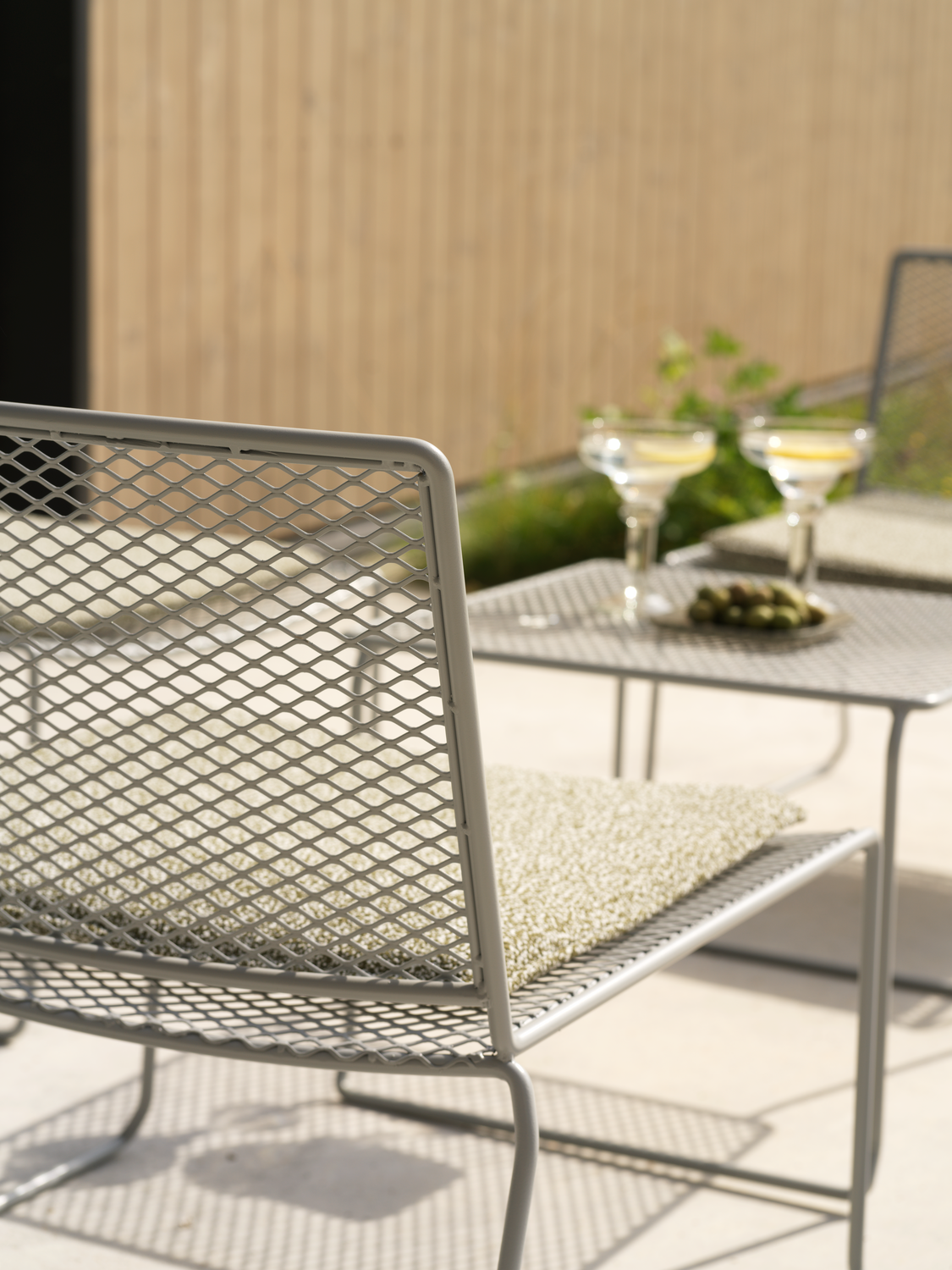 Haru side table Slate Grey