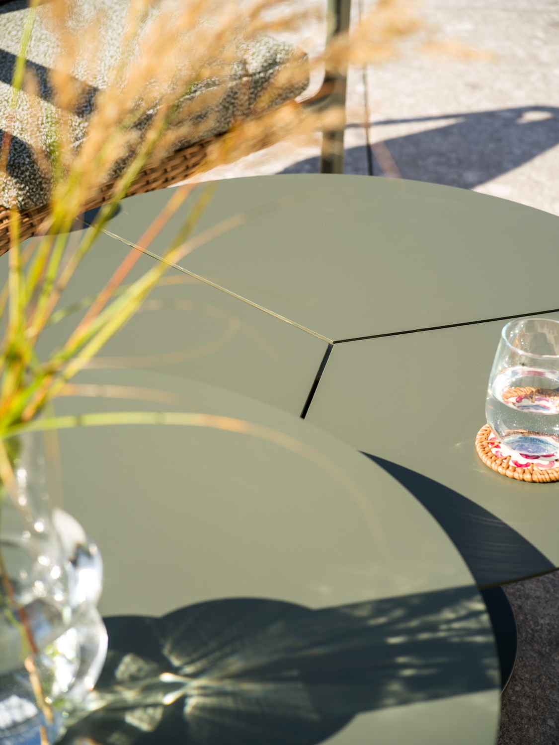 Peace coffee table Nordic Green