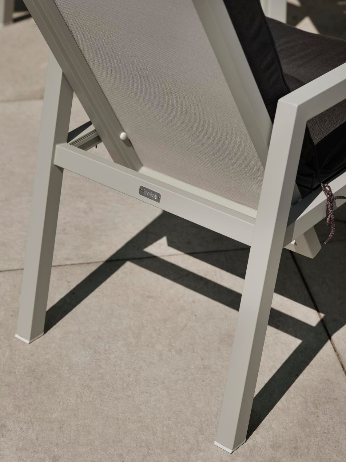 Newfort position chair Light Grey/Off-White