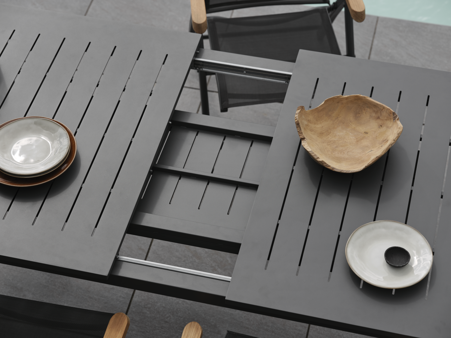 Lomma dining table Anthracite