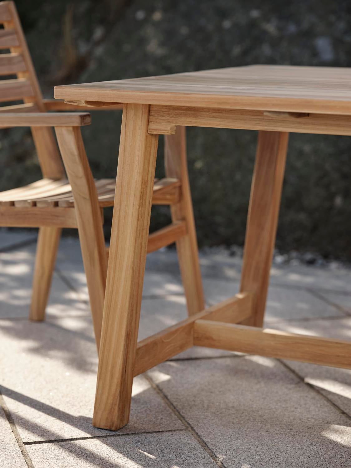 Keros dining table Natural color