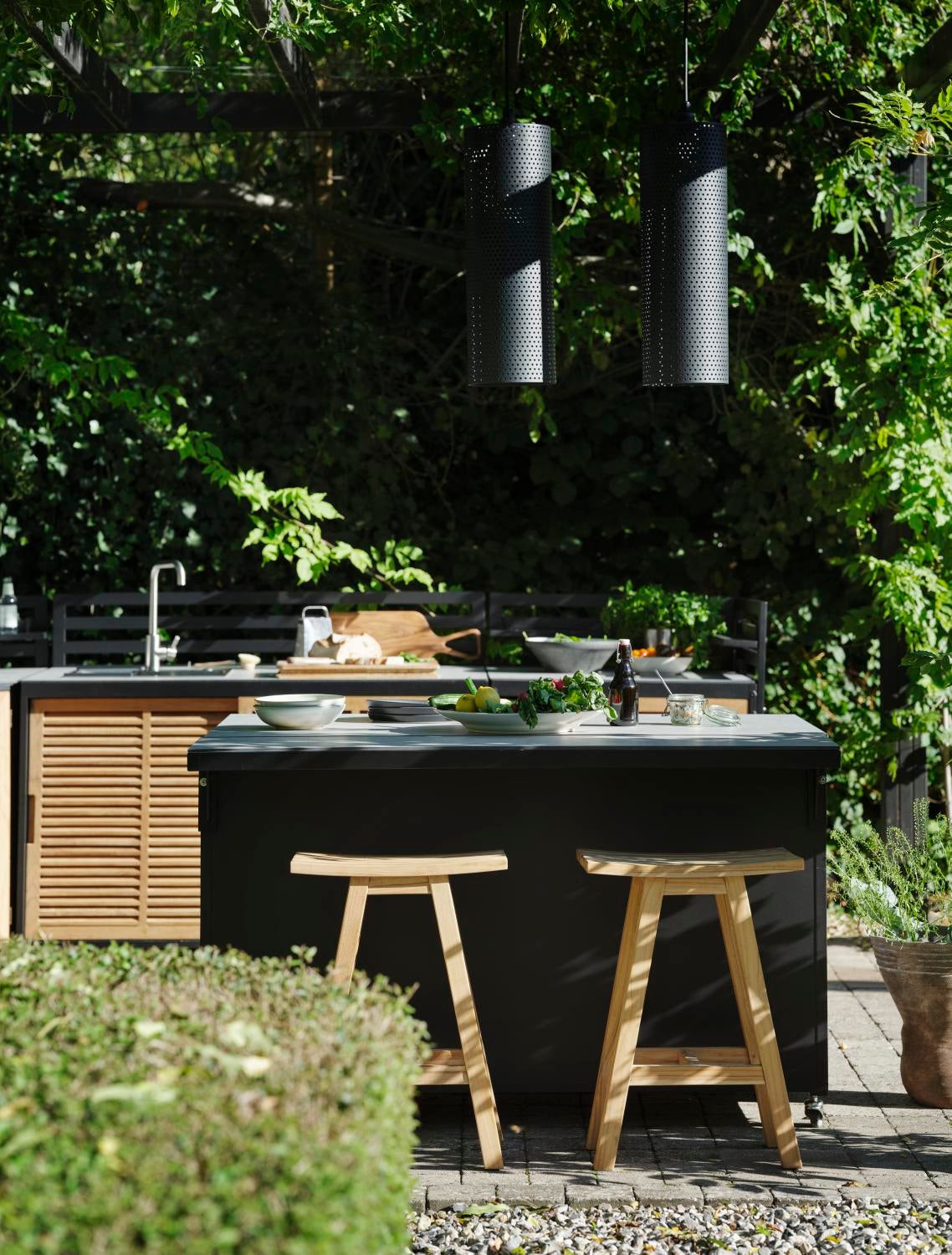 Fornax outdoor Kitchen Black/teak