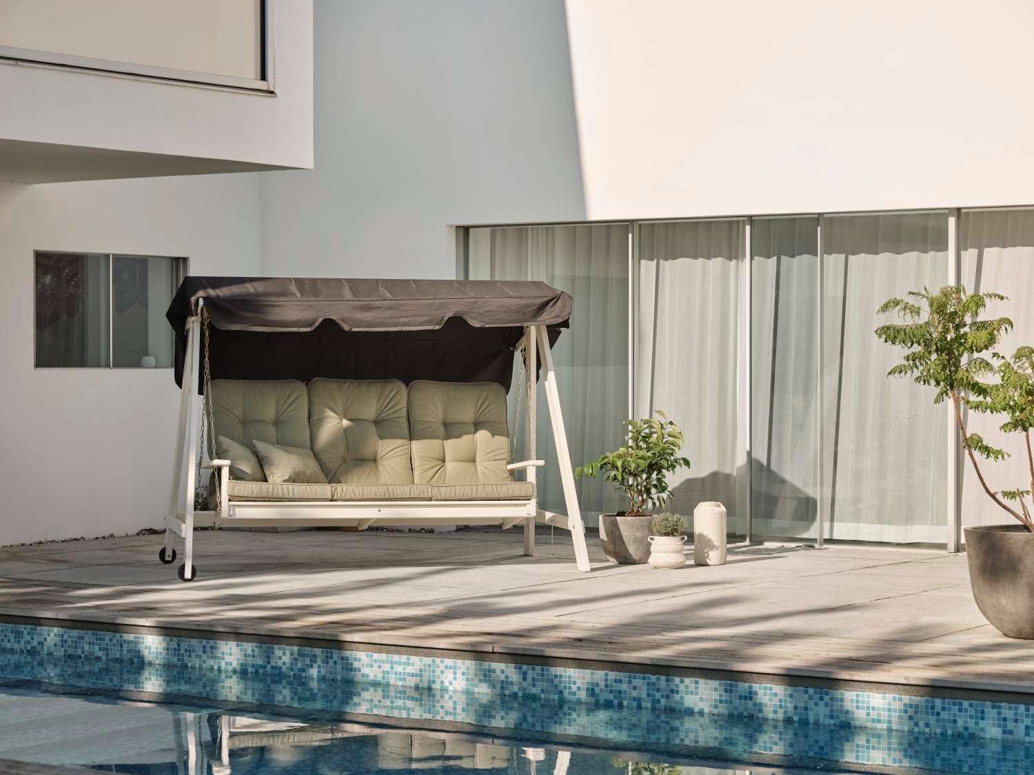 Kornhult garden swing White