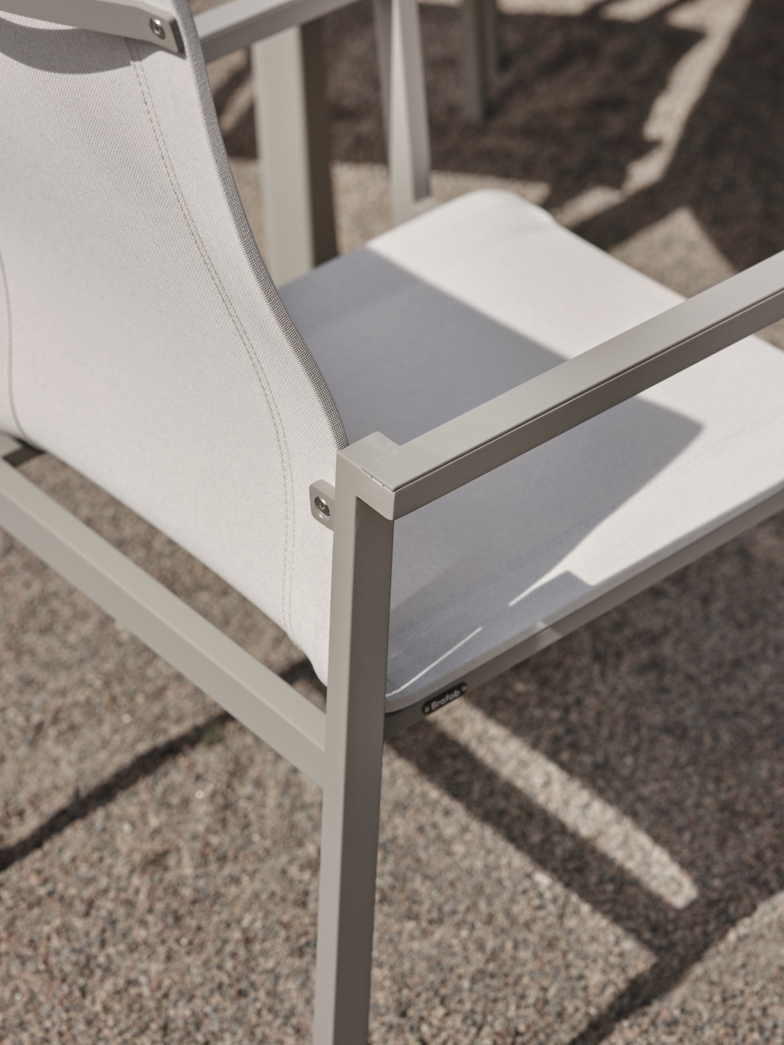 Comfy armchair Khaki/Off-white