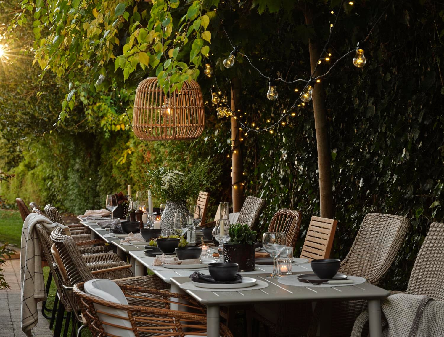 Nimes dining table Khaki