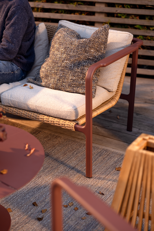 Motty 2-seater sofa Zin Red/Teddy Beige