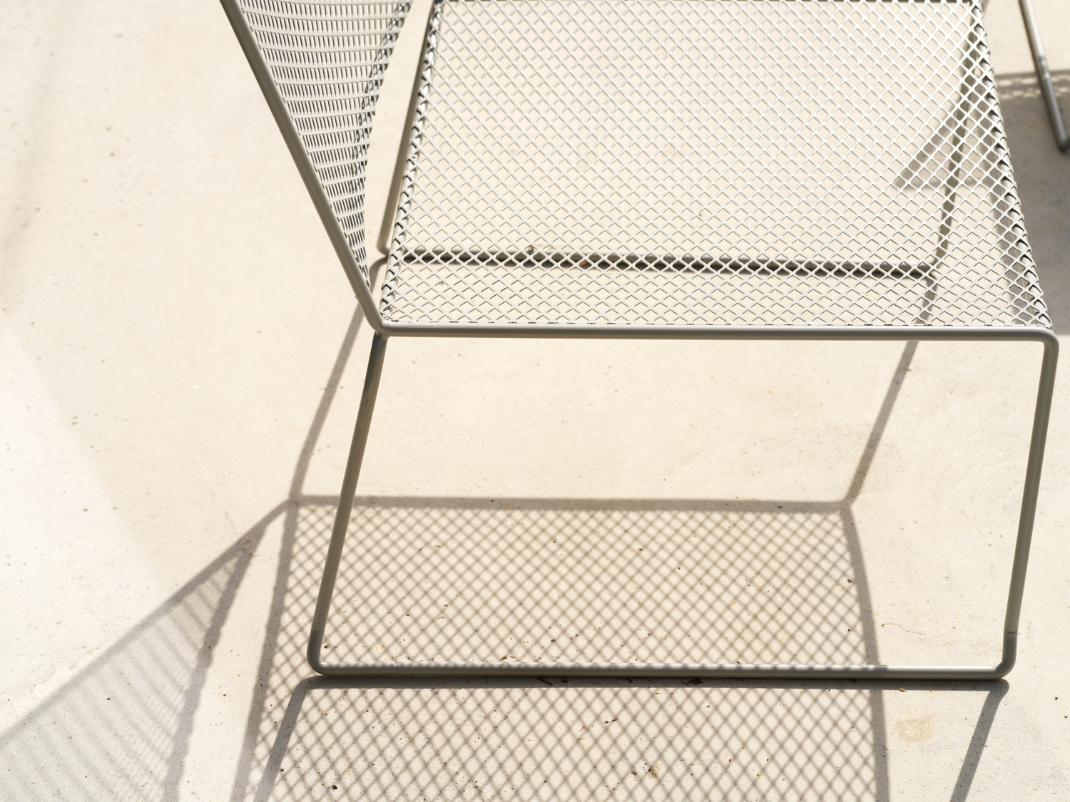 Haru lounge chair Slate Grey