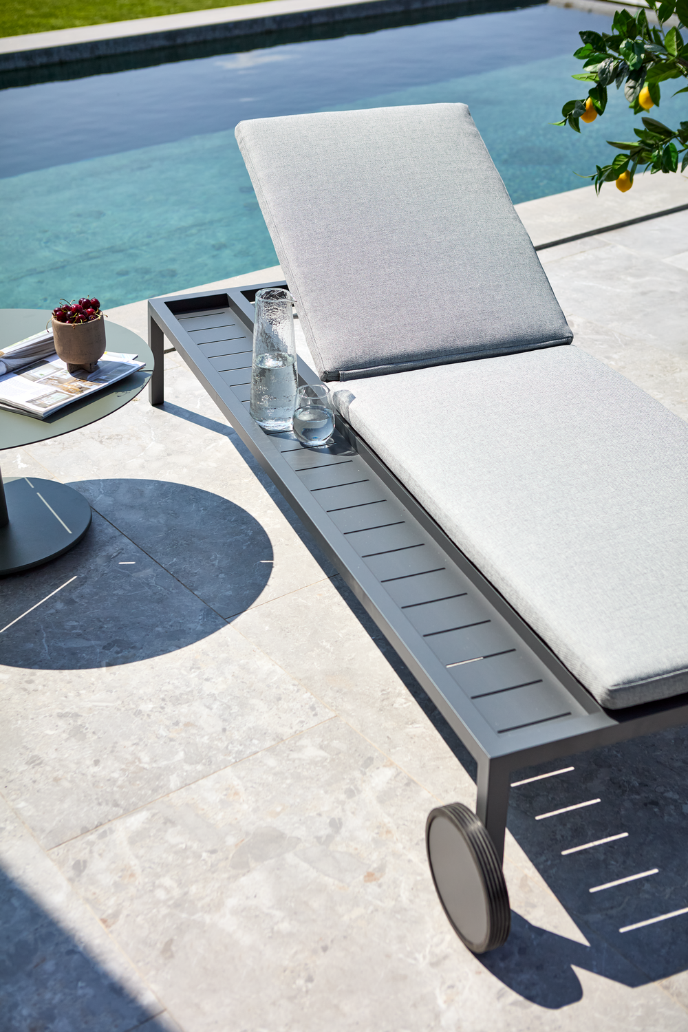 Samvaro lounger Anthracite/Pearl Grey